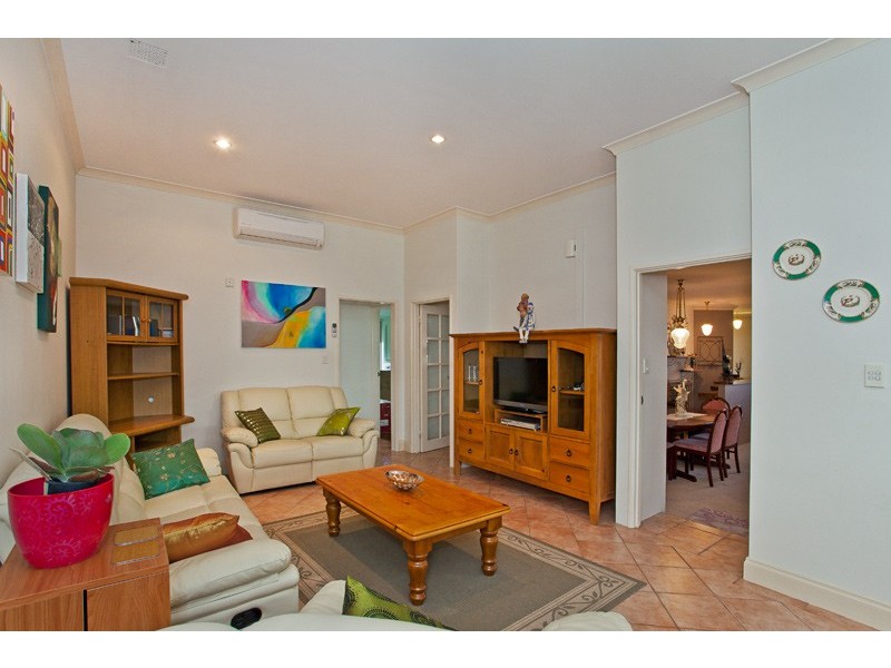 17 Millstream Place, Success WA 6164