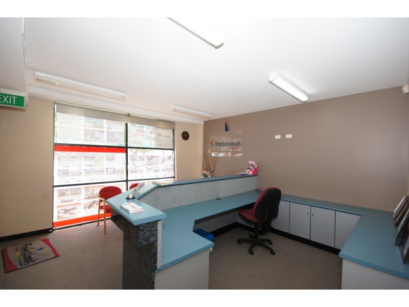 9 Lanao Way, Atwell WA 6164