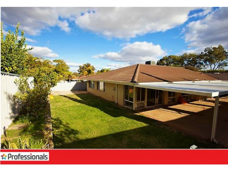 21 Dundee Street, Leeming WA 6149