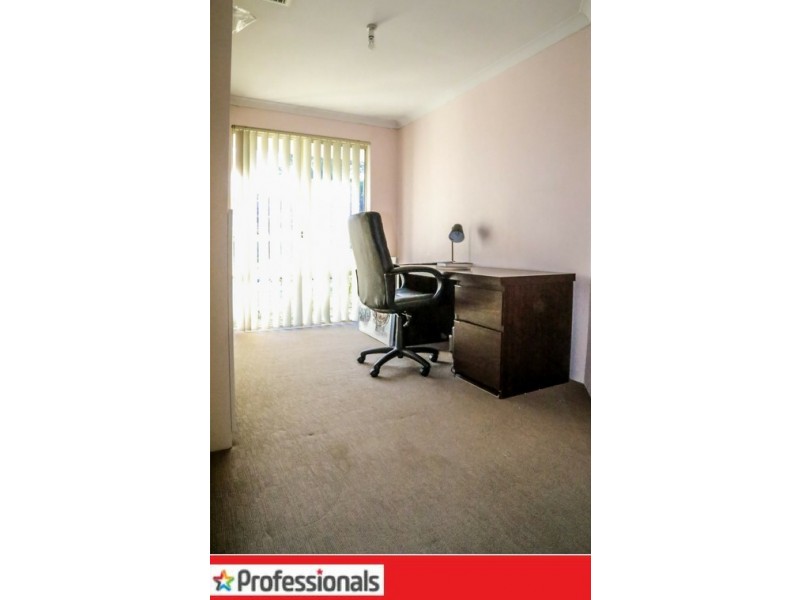 21 Dundee Street, Leeming WA 6149