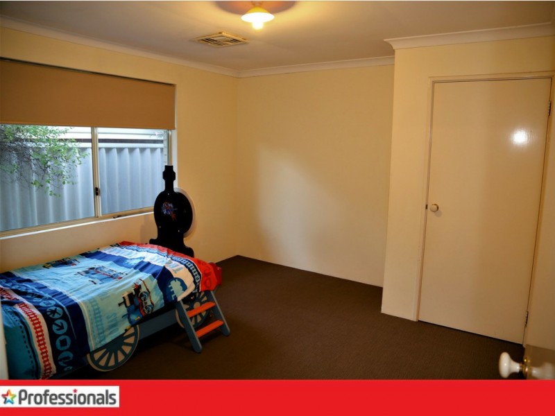 21 Dundee Street, Leeming WA 6149