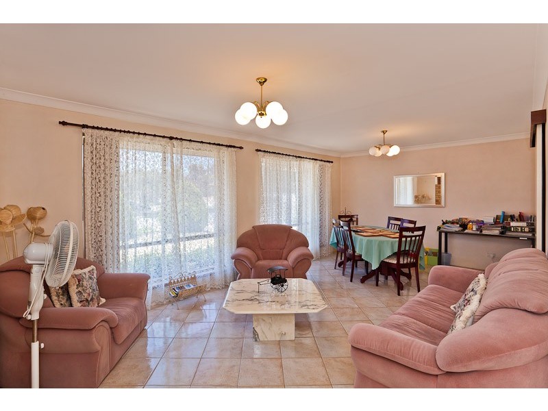 4 farrington, Leeming WA 6149