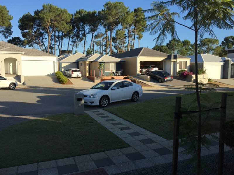 LEASED 8 Isla Place, Piara Waters WA 6112