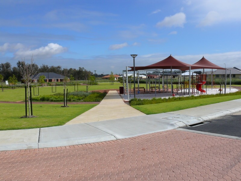 4 Overton Vista, Success WA 6164