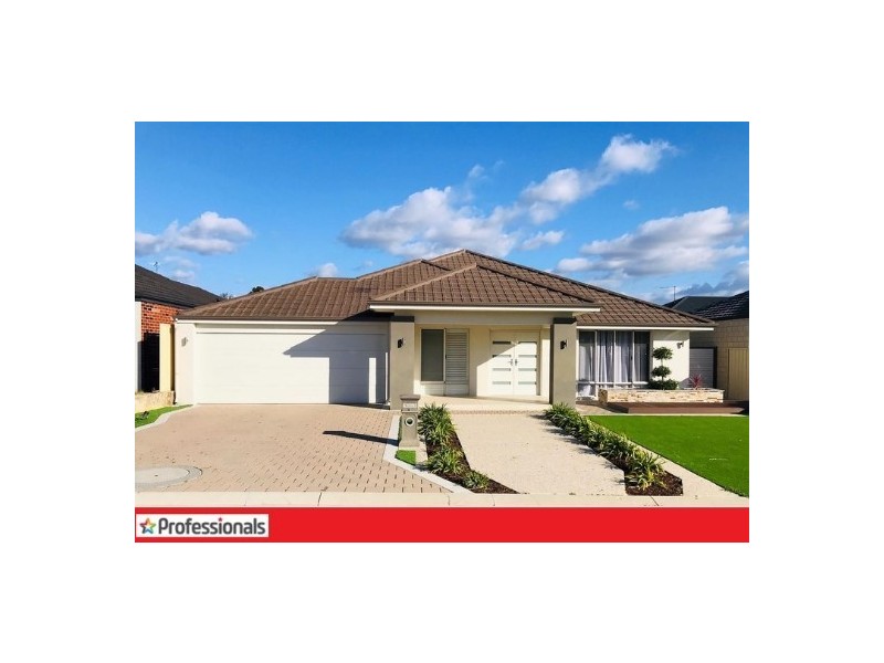 4 Ruck Street, Wattle Grove WA 6107