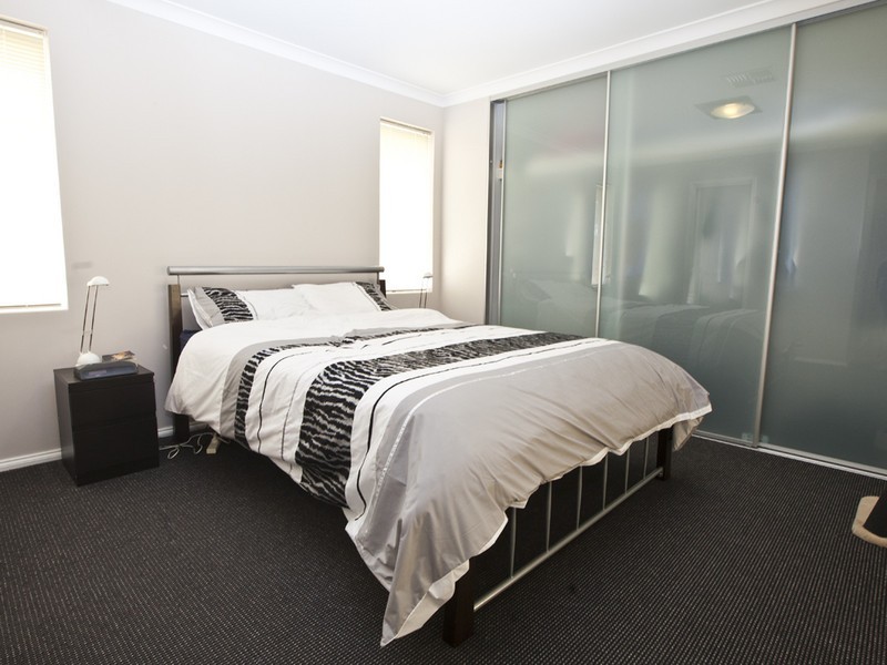 9 Aromatic Crescent, Atwell WA 6164