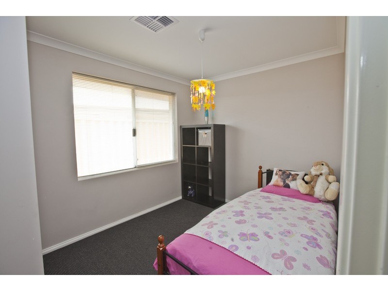 9 Aromatic Crescent, Atwell WA 6164