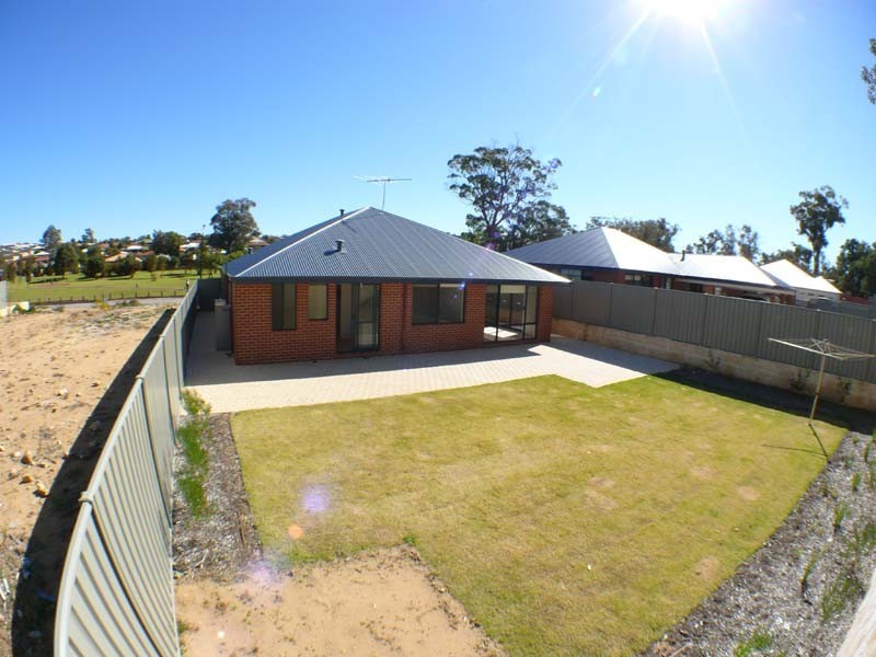 17 Ringwood Loop -BARGAIN, Wellard WA 6170