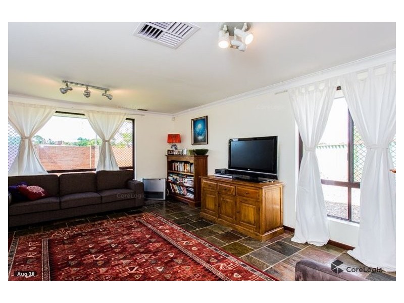 LEASED!!! 21 Tarndale Way, South Lake WA 6164