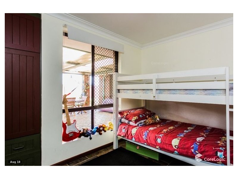 LEASED!!! 21 Tarndale Way, South Lake WA 6164