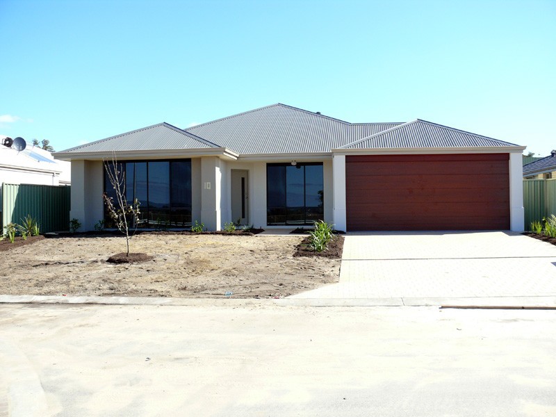 10 Eton Court, Parmelia WA 6167
