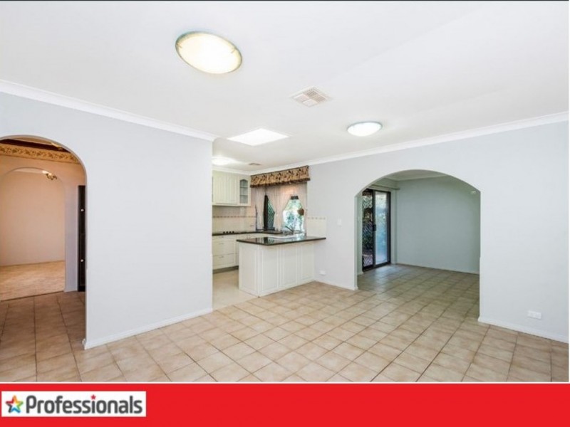 1/22 Canterbury Drive, Willetton WA 6155