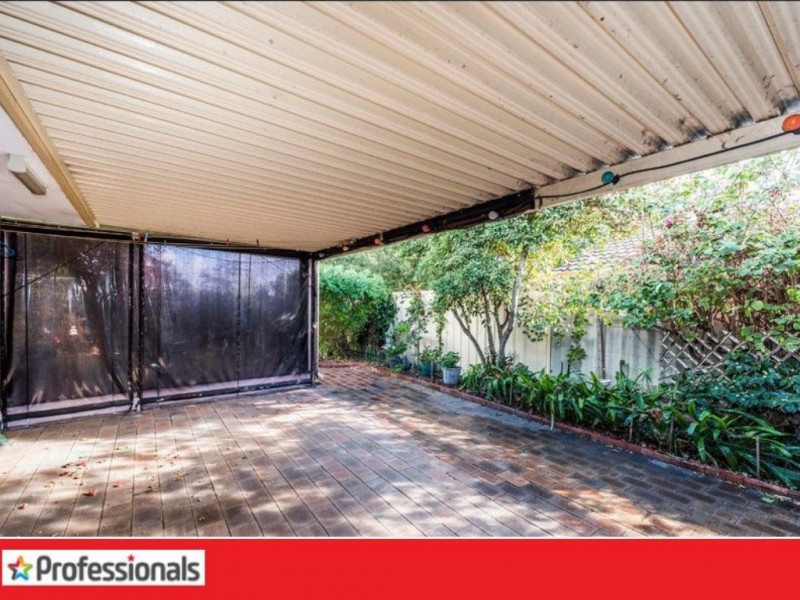 1/22 Canterbury Drive, Willetton WA 6155
