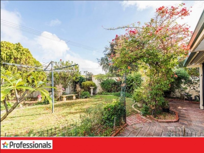 1/22 Canterbury Drive, Willetton WA 6155