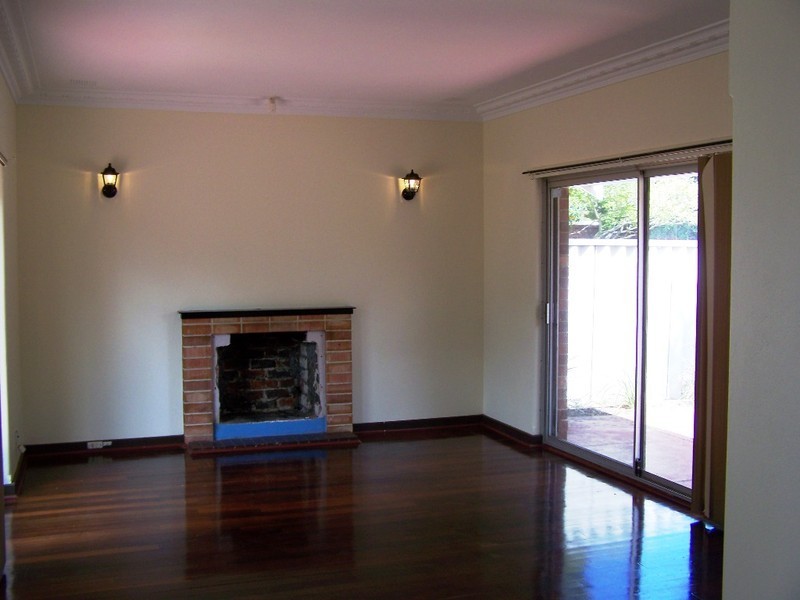 28 Terence, Gosnells WA 6110