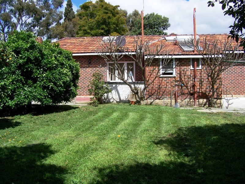 28 Terence, Gosnells WA 6110