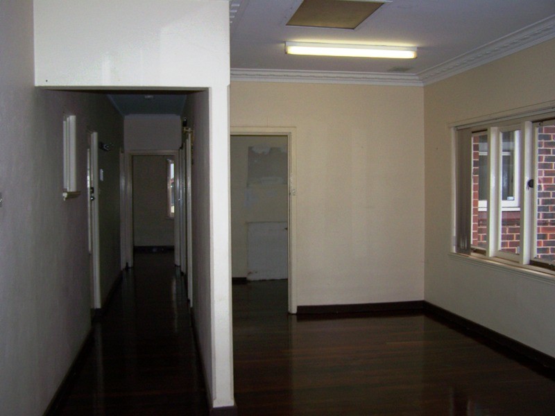 28 Terence, Gosnells WA 6110