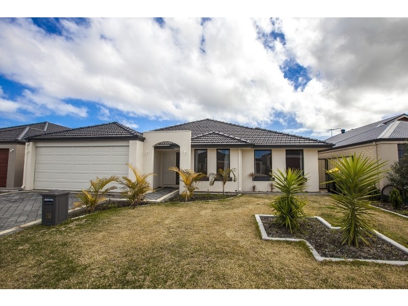 20 Baumea Turn, Hammond Park WA 6164