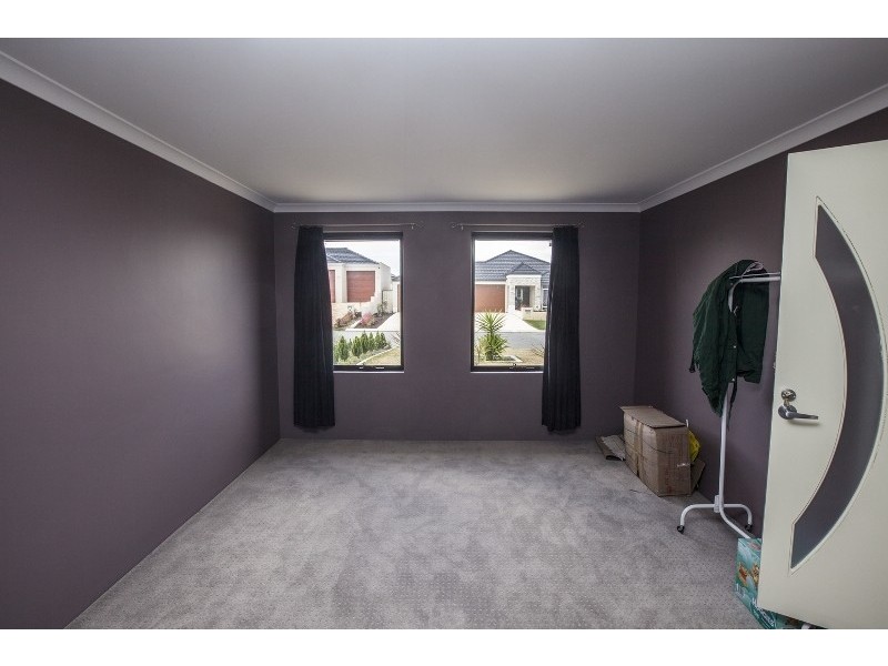 20 Baumea Turn, Hammond Park WA 6164