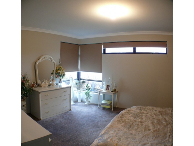 10 Dulcet Link, Atwell WA 6164