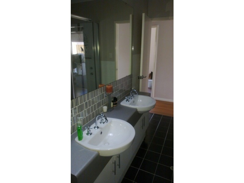 41 Harvest Lakes Blvd, Atwell WA 6164