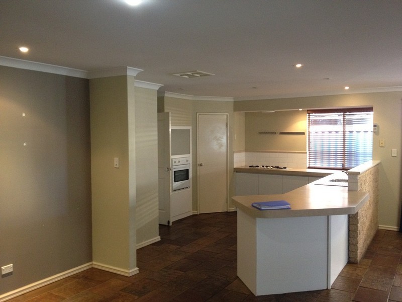 10 Dusenberg Mews, Atwell WA 6164