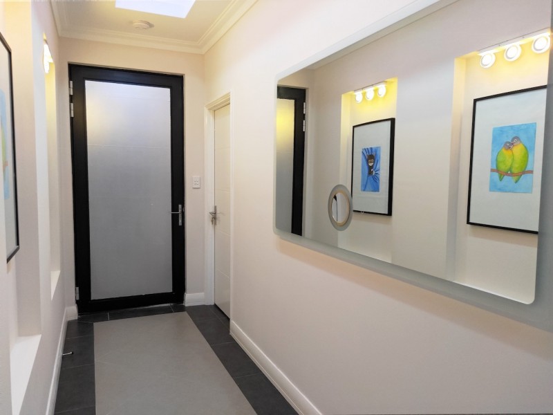 6 Hanbury Loop, Success WA 6164