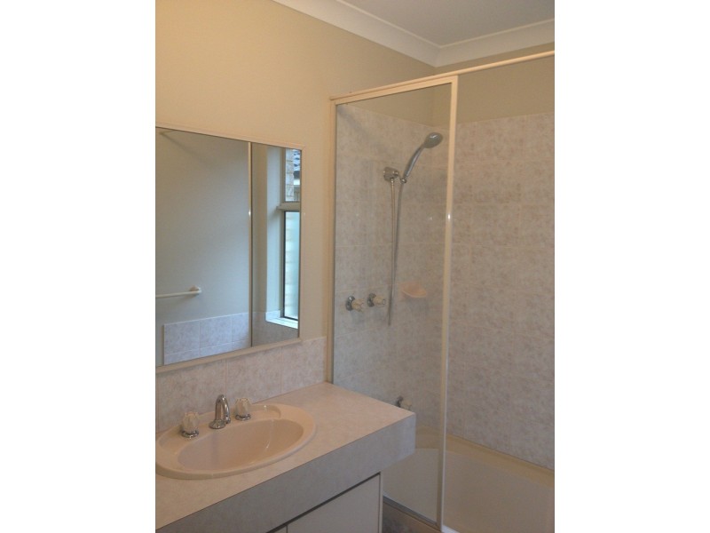 16 Tozer Loop, Atwell WA 6164