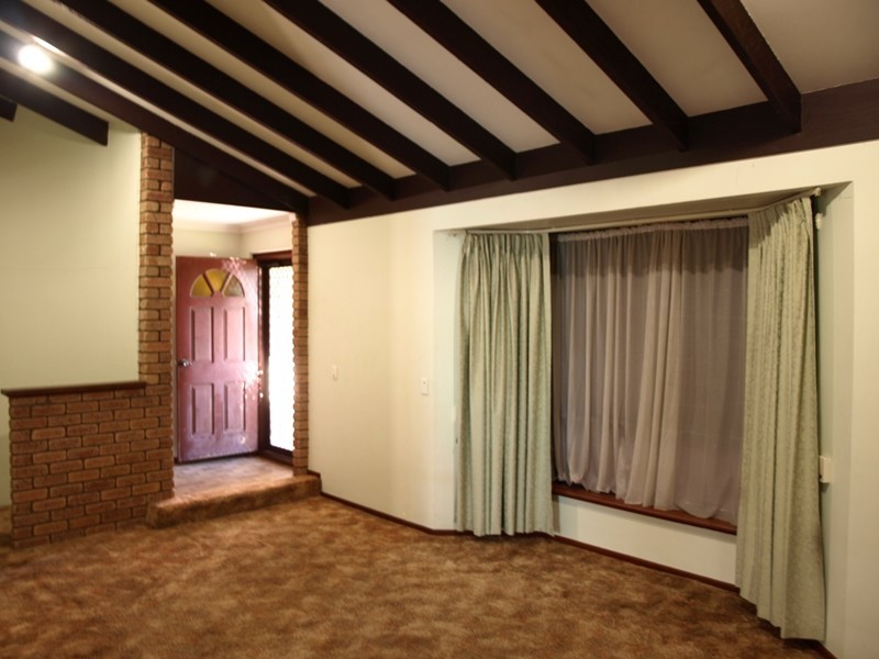 6 Barbados Close, Safety Bay WA 6169