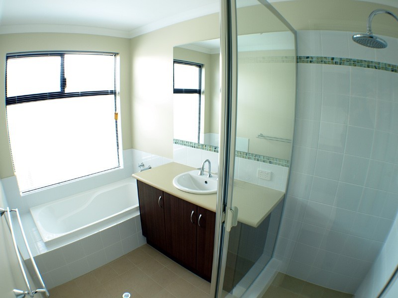 7 Birmingham Parade, Forrestdale WA 6112