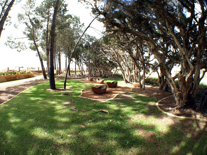 7 Birmingham Parade, Forrestdale WA 6112