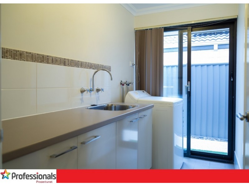 38 Silvershot Avenue, Harrisdale WA 6112