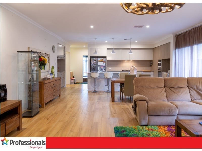 38 Silvershot Avenue, Harrisdale WA 6112