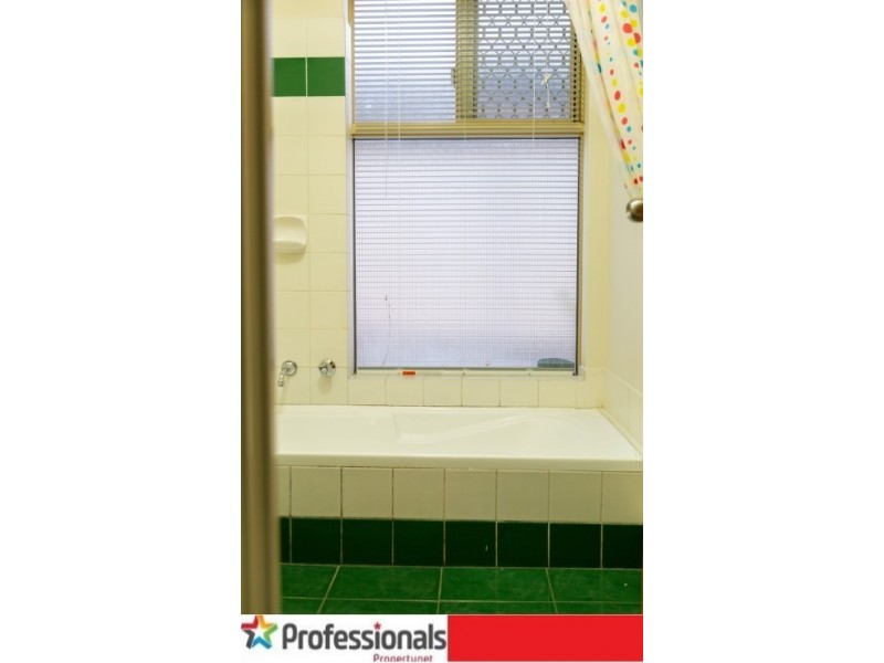 7 Penrose Court, Maddington WA 6109