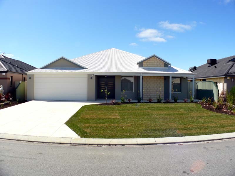 41 Blue Mountain Circuit, Aubin Grove WA 6164