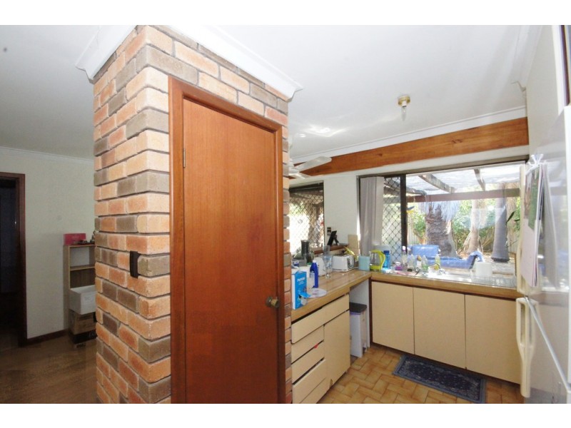 9 Jefferies Way, Leeming WA 6149