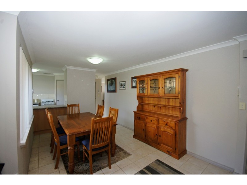 15/184 Bartram Road, Atwell WA 6164