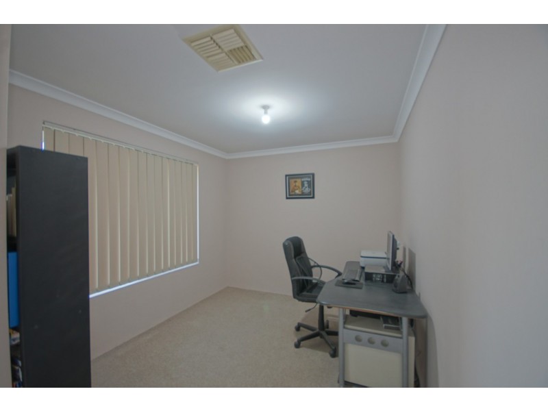 103 Minerva Loop, Success WA 6164