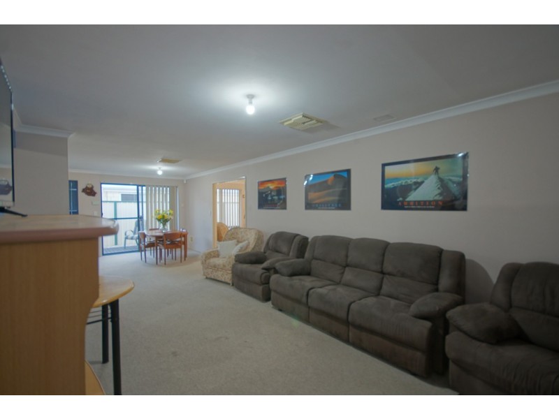 103 Minerva Loop, Success WA 6164