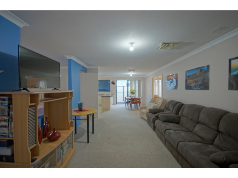 103 Minerva Loop, Success WA 6164