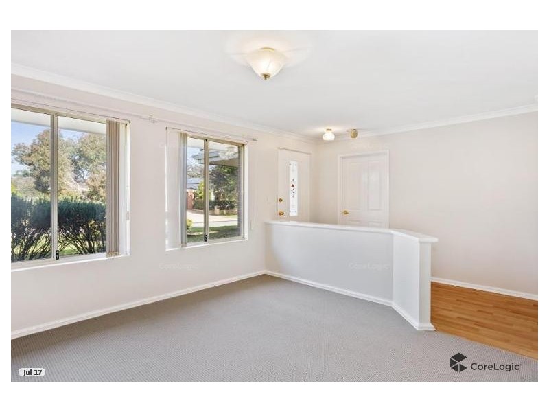 16 Dunnage Court, Atwell WA 6164