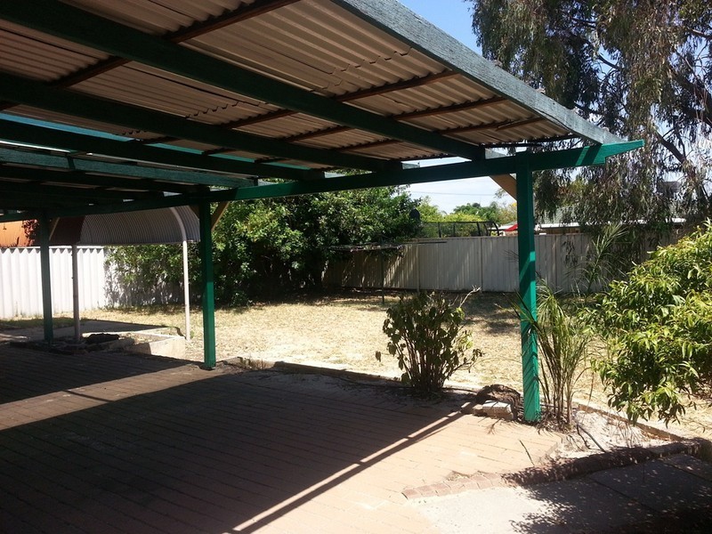 30 Southern River, Gosnells WA 6110