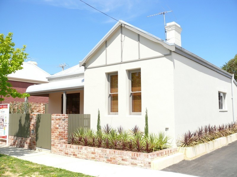 21  Lefroy Road, South Fremantle WA 6162