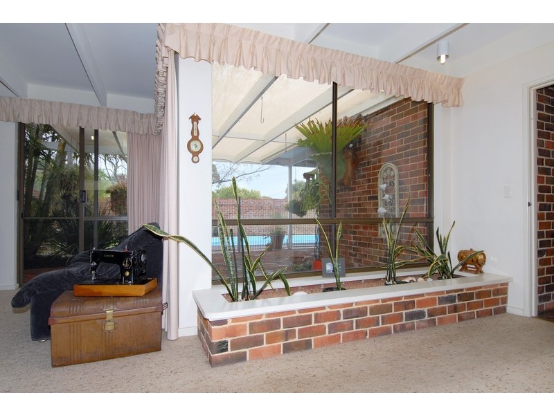 52 Colins Road, Willetton WA 6155