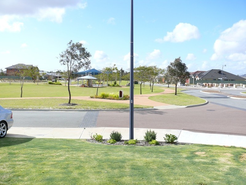 22 New England Vista, Aubin Grove WA 6164