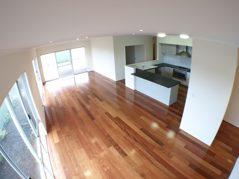 22 New England Vista, Aubin Grove WA 6164
