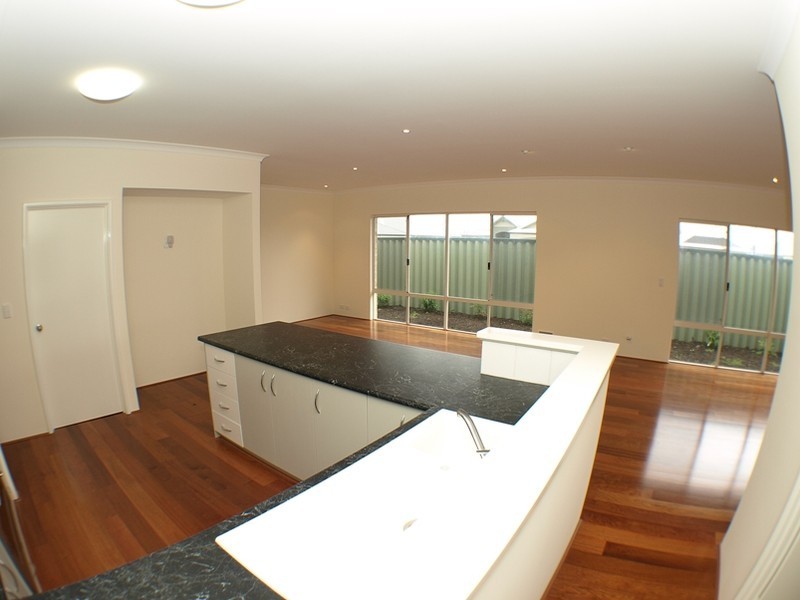 22 New England Vista, Aubin Grove WA 6164