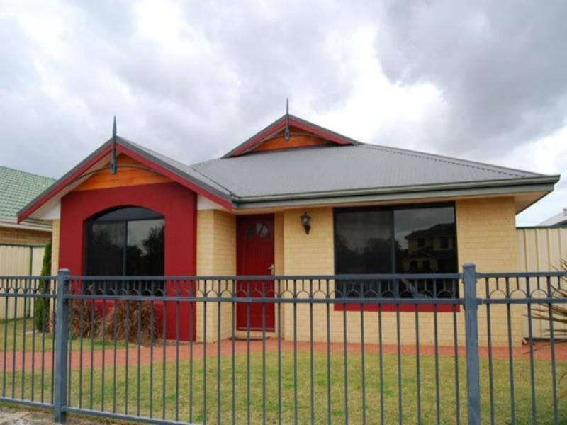 18 Reeves Entrance – LEASED!! MORE WANTED!!!, Success WA 6164