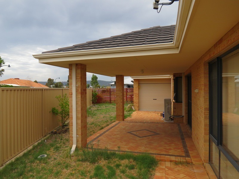 7 Vance Road, Byford WA 6122