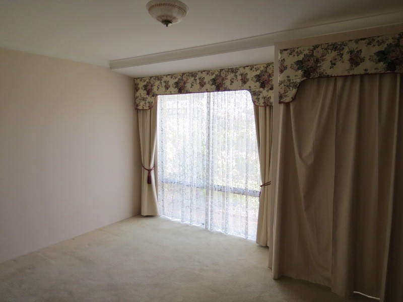 28 Lakehurst Way, Atwell WA 6164